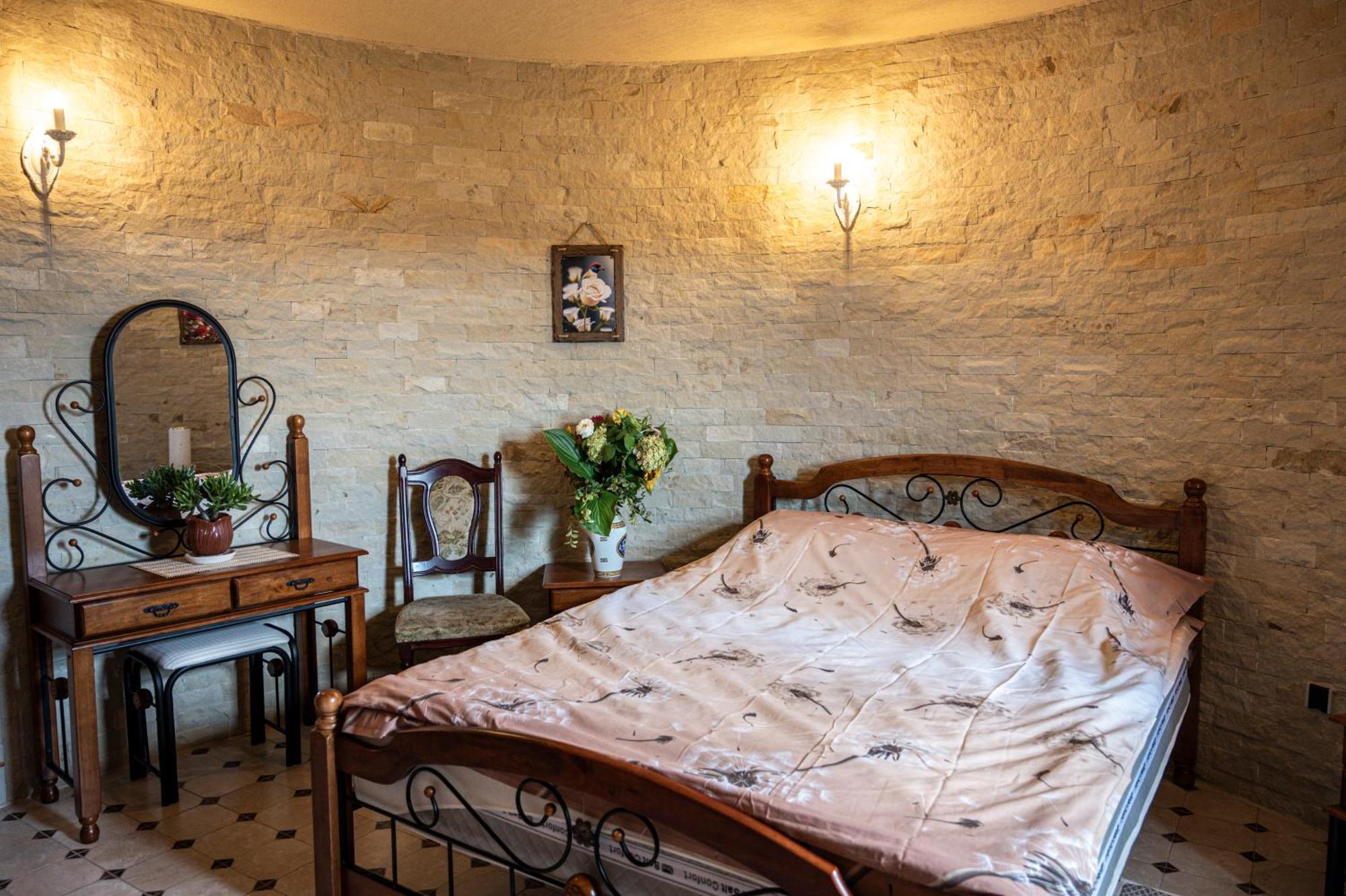 Castel Unghern Ivancea Extérieur photo
